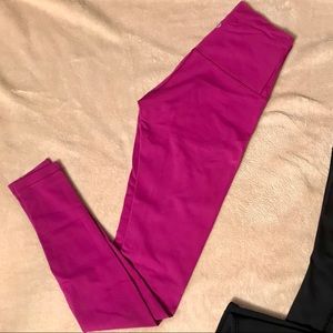 Lululemon Size 4 High-Rise Wunder Under Leggings